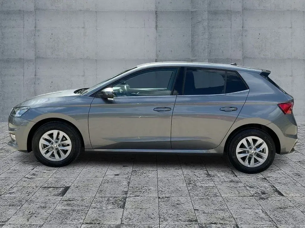 Gebraucht Skoda Fabia Style 110 PS (80 kW) 2023 Graphite grau metallic Kleinwagen