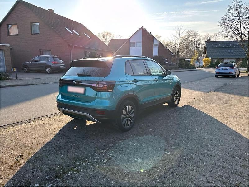 Gebraucht VW T-Cross Move 110 PS (80 kW) 2023 Blau SUV