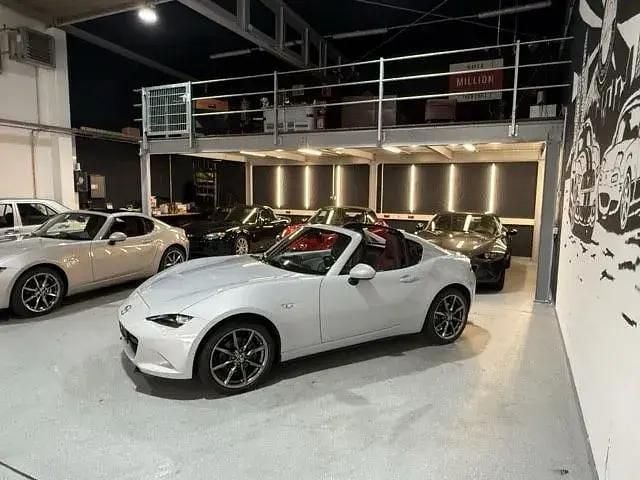 Second-hand Mazda MX5 Selection 184 CP (135 kW) 2016 Roșu Cabrio