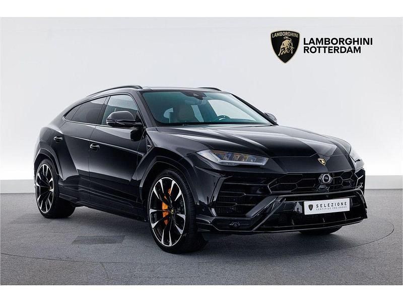 Schwarz Gebraucht 2019 Lamborghini Urus SUV | 232.450 € (Etwas zu teuer) - Bild 1/4