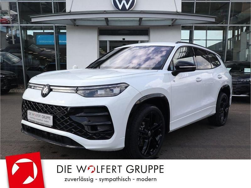 Neu VW Tayron R-line 193 PS (141 kW) 2025 Pure white uni SUV