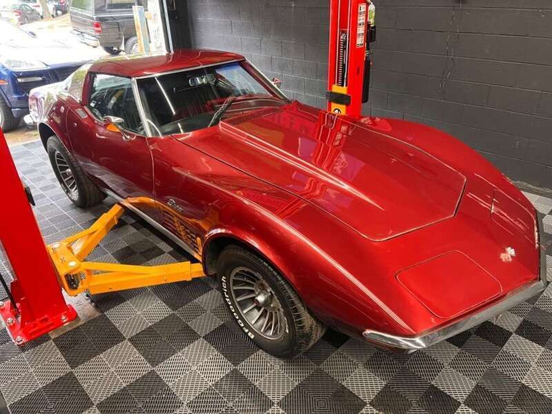 Rot Gebraucht 1971 Corvette C3 Coupé | 21.900 € - Bild 1/4