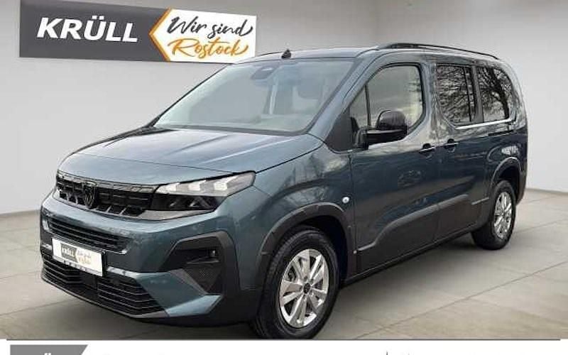 Neu Peugeot Rifter Allure 131 PS (96 kW) 2025 Blau Van / Kleinbus