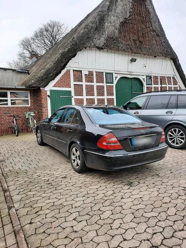Gebraucht Mercedes E280 190 PS (139 kW) 2006 Schwarz Limousine
