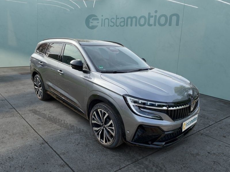 Grau Gebraucht 2023 Renault Espace Iconic Van / Kleinbus | 43.790 € (Teuer) - Bild 1/3