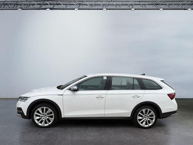 Gebraucht Skoda Octavia 200 PS (147 kW) 2022 Candyweiss Kombi