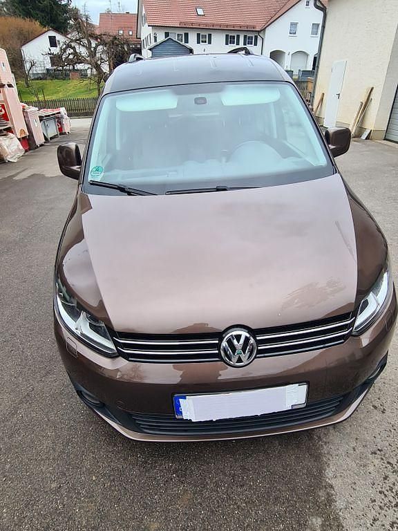 Gebraucht VW Caddy Edition 140 PS (102 kW) 2014 Braun Van / Kleinbus