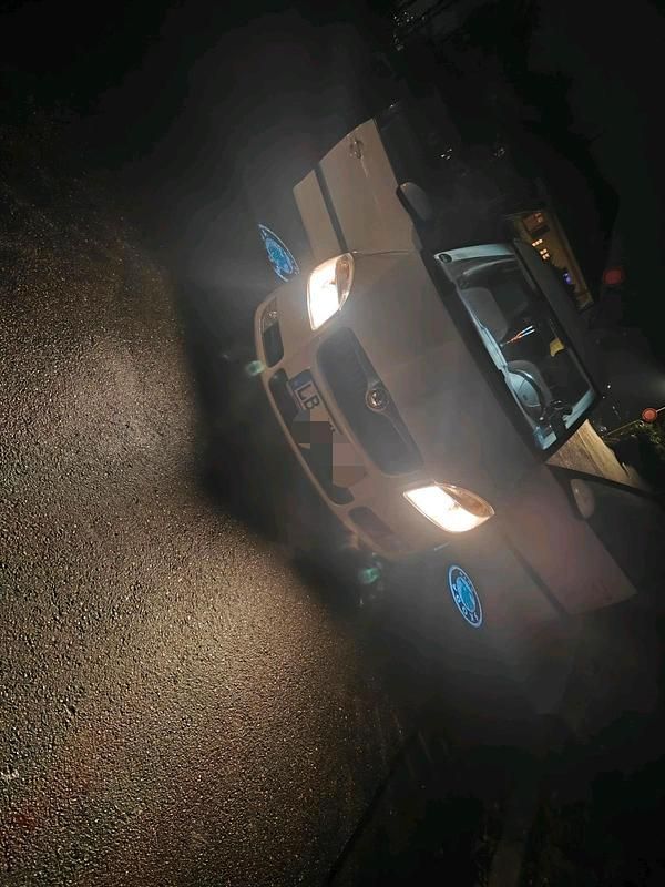 Weiß Gebraucht 2010 Skoda Fabia Kombi | 3.250 € (Etwas zu teuer) - Bild 1/4