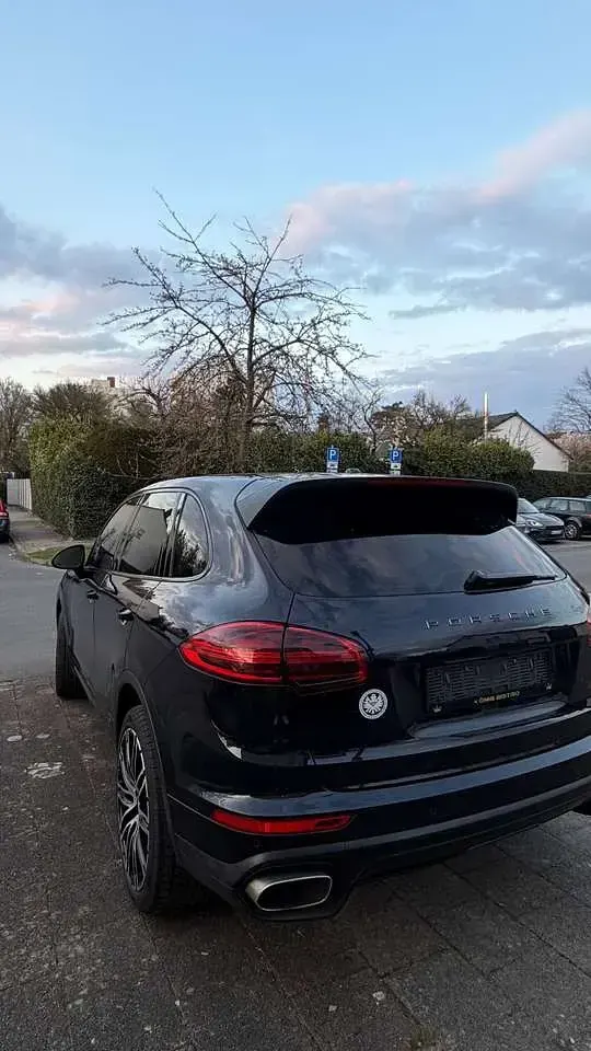 Gebraucht Porsche Cayenne 239 PS (175 kW) 2017 Schwarz SUV
