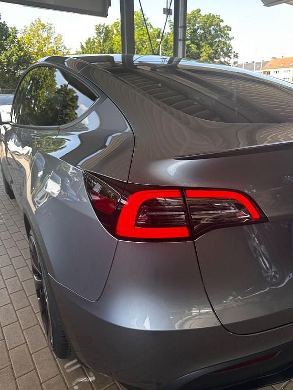 Gebraucht Tesla Model Y Performance 392 kW (534 PS) 2024 Silber SUV