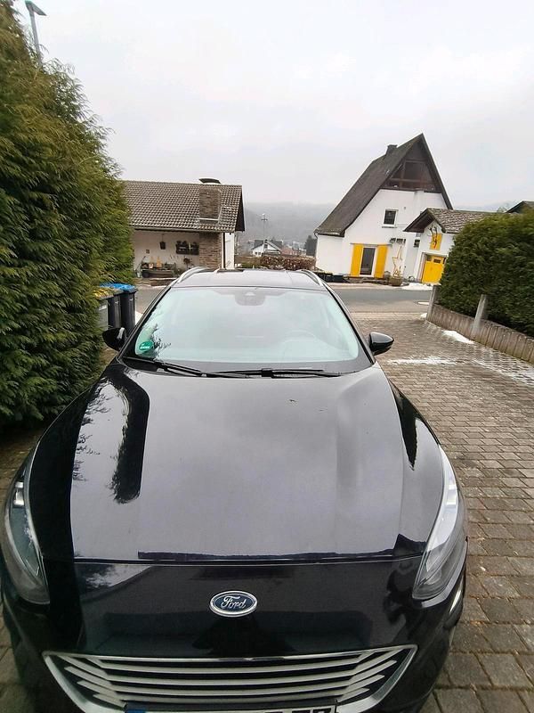 Gebraucht Ford Focus 150 PS (110 kW) 2020 Schwarz Kombi