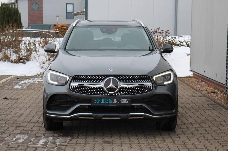 Gebraucht Mercedes GLC400d AMG line 330 PS (242 kW) 2021 Grau SUV