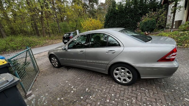Gebraucht Mercedes C180 Elegance 143 PS (105 kW) 2006 Grau Limousine
