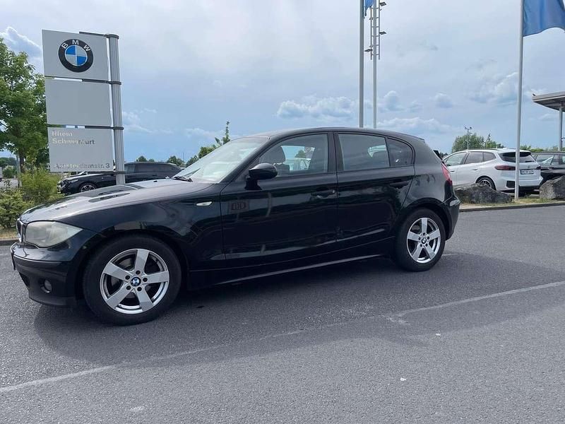 Schwarz Gebraucht 2006 BMW 118 Kleinwagen | 2.700 € (Etwas zu teuer) - Bild 1/4