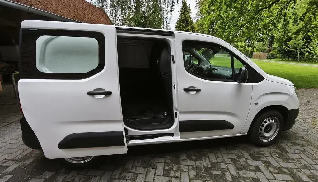 Gebraucht Opel Combo 139 PS (102 kW) 2019 Weiß Van / Kleinbus