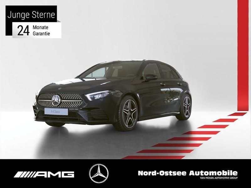 Metalliclack kosmosschwarz Gebraucht 2021 Mercedes A180 AMG Limousine | 24.900 € (Guter Preis) - Bild 1/3