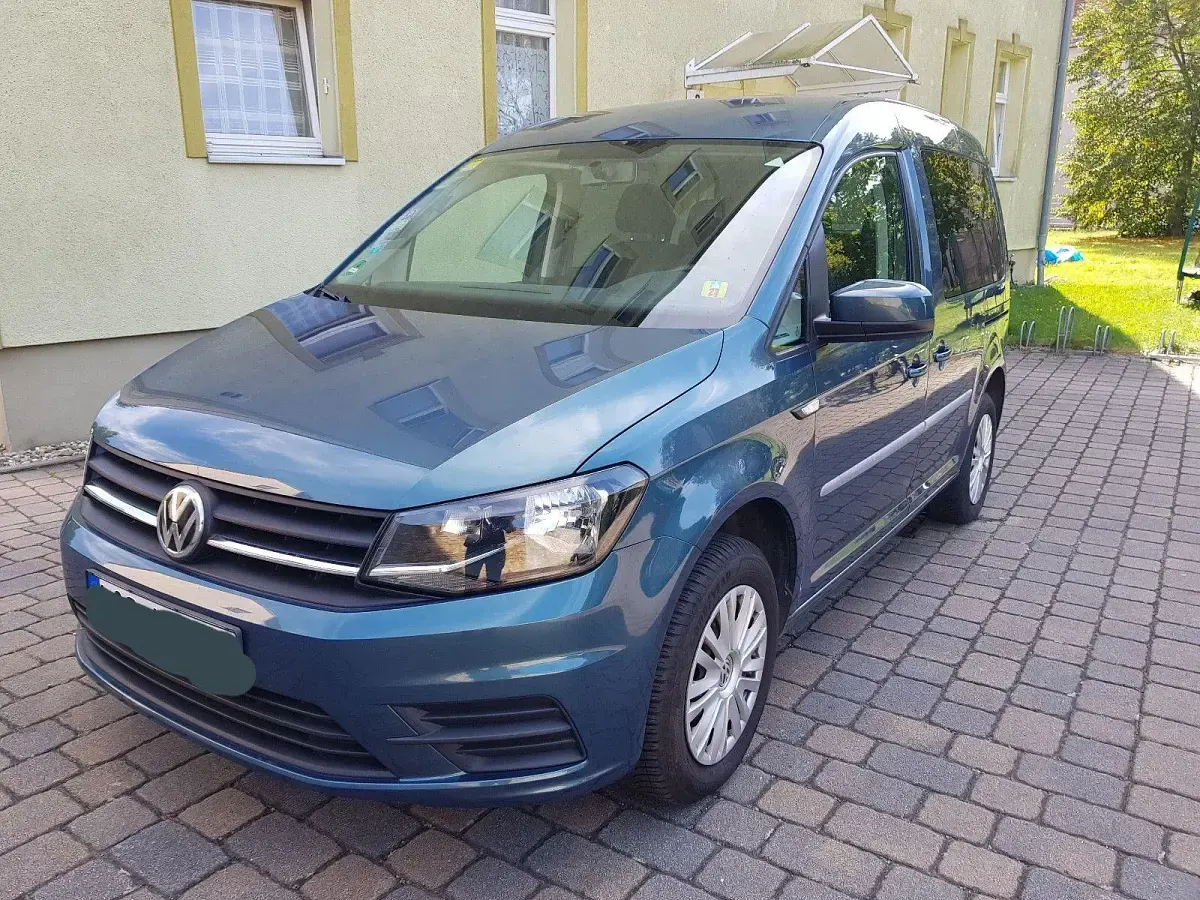 Gebraucht VW Caddy Trendline 84 PS (61 kW) 2016 Blau Van / Kleinbus