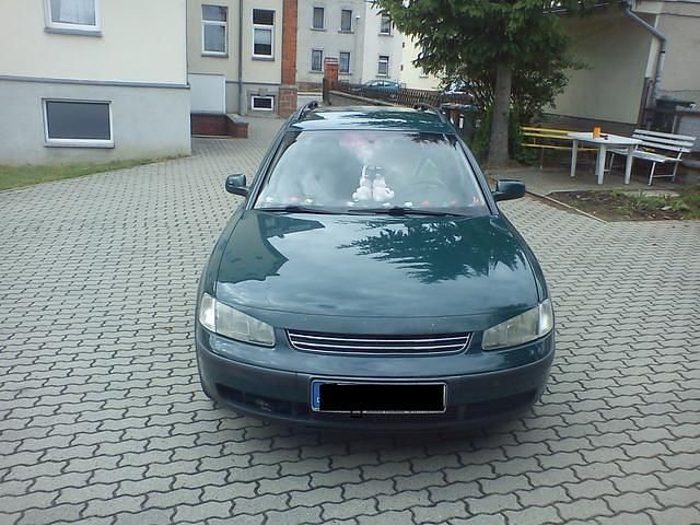 Gebraucht VW Passat 101 PS (74 kW) 1998 Grün Kombi