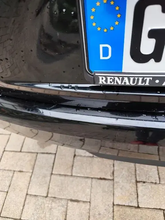 Używany Renault Mégane Life 101 KM (74 kW) 2017 Czarny Sedan/Limuzyna