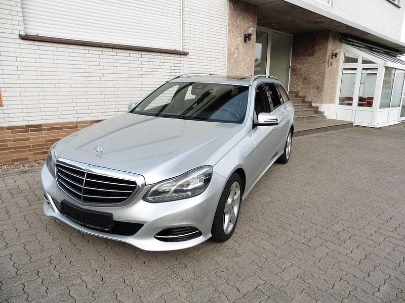 Gebraucht Mercedes E350 252 PS (185 kW) 2013 Silber Kombi
