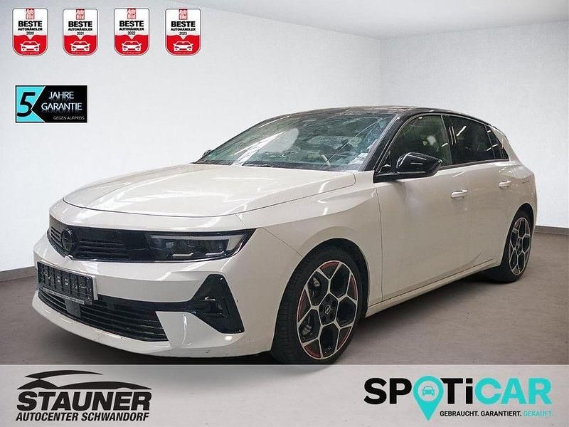 Arktis weiß/dach schwarz Gebraucht 2022 Opel Astra Limousine | 20.980 € (Superpreis) - Bild 1/4