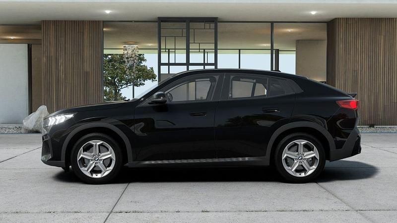Neu BMW X2 163 PS (119 kW) 2026 Schwarz uni SUV