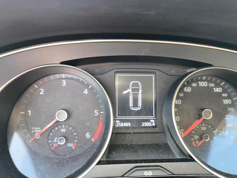 Gebraucht VW Passat 150 PS (110 kW) 2017 Weiß Kombi