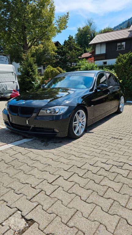 Schwarz Gebraucht 2007 BMW 335 Performance Limousine | 14.500 € (Guter Preis) - Bild 1/4