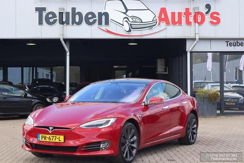 Second-hand Tesla Model S 306 kW (417 CP) 2017 Roșu Hatchback