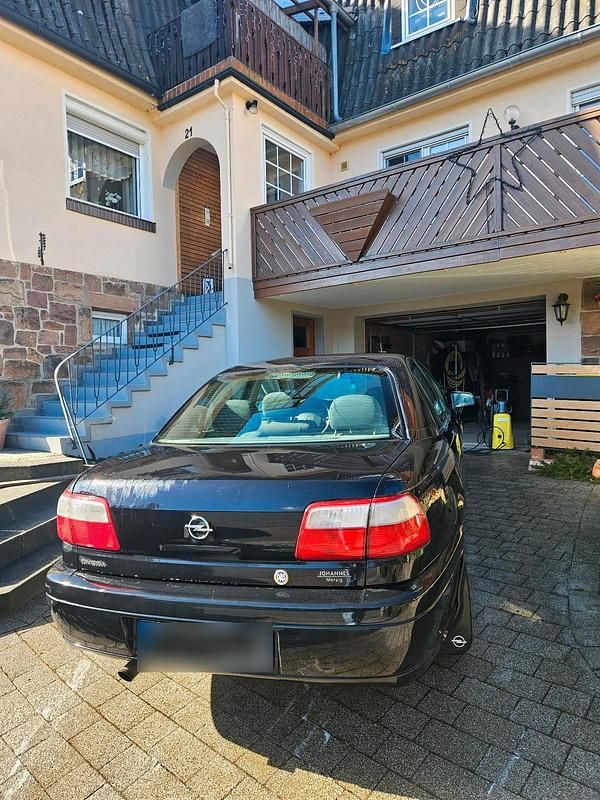 Gebraucht Opel Omega 144 PS (105 kW) 2003 Schwarz Limousine