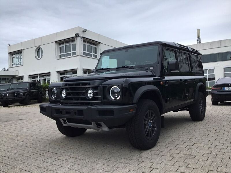 Inky black Neu 2024 Ineos Grenadier Kombi | 79.890 € - Bild 1/4