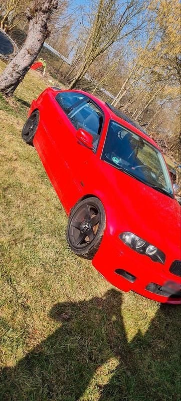 Gebraucht BMW 323 M Sport 170 PS (125 kW) 2000 Rot Limousine