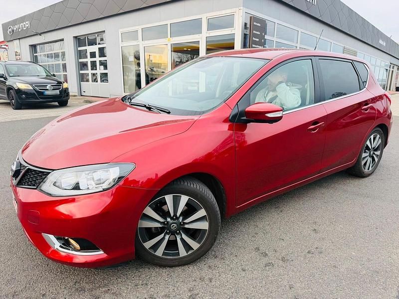 Gebraucht Nissan Pulsar 116 PS (85 kW) 2016 Rot Kleinwagen