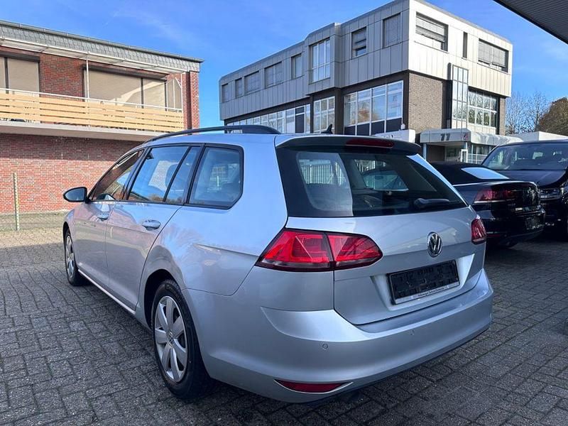 Gebraucht VW Golf VII Comfortline 110 PS (80 kW) 2016 Silber Kombi