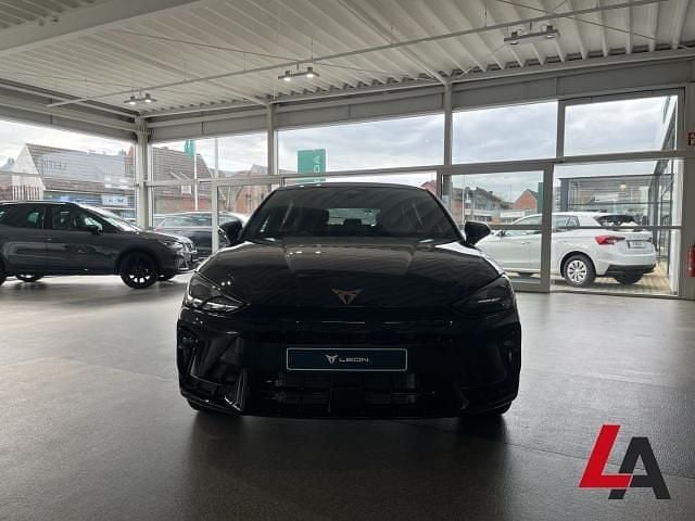 Neu Cupra Leon 150 PS (110 kW) 2025 Schwarz Limousine
