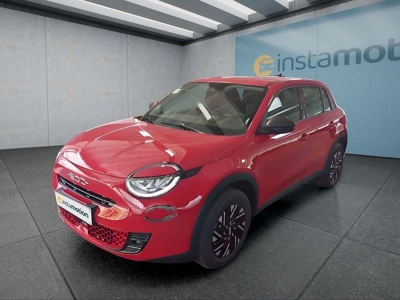 Rot Gebraucht 2024 Fiat 600 Kleinwagen | 24.049 € (Guter Preis) - Bild 1/4