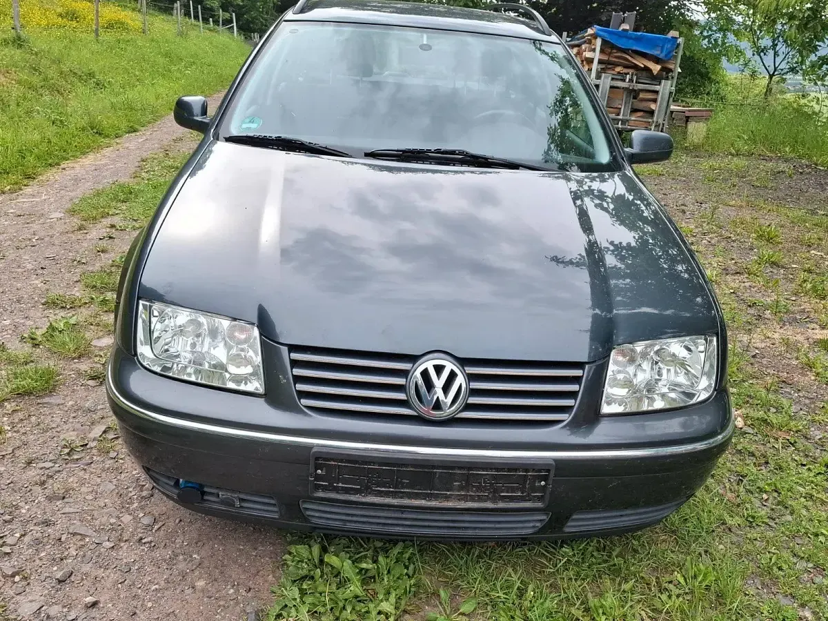 Gebraucht VW Bora Edition 115 PS (84 kW) 2001 Kombi