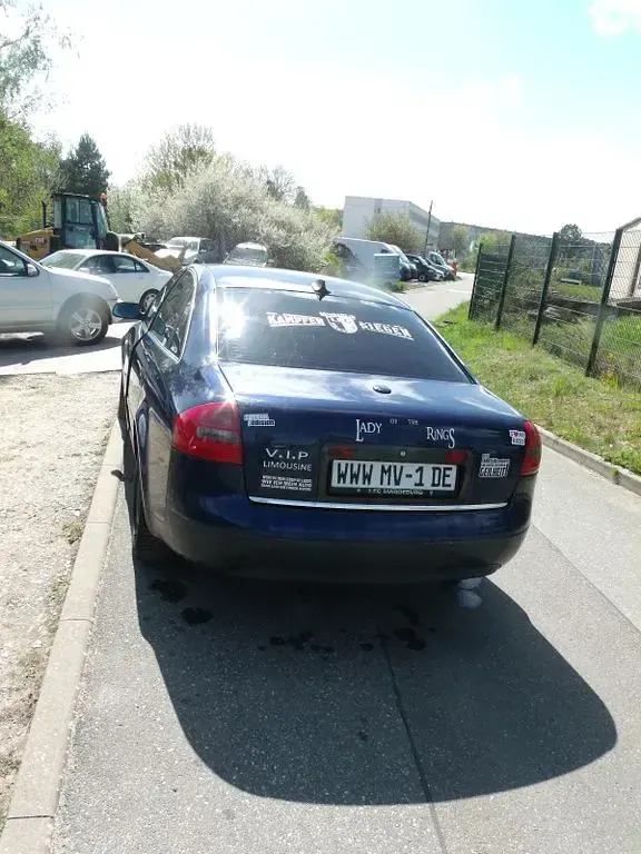 Second-hand Audi A6 Comfort 165 CP (121 kW) 2000 Albastru Berlinǎ