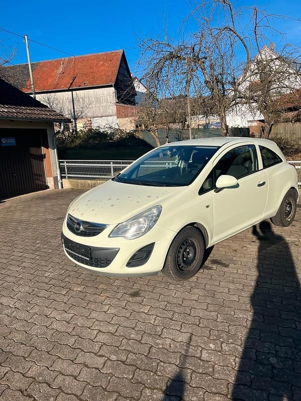 Gebraucht Opel Corsa 69 PS (50 kW) 2012 Andere farben Kleinwagen