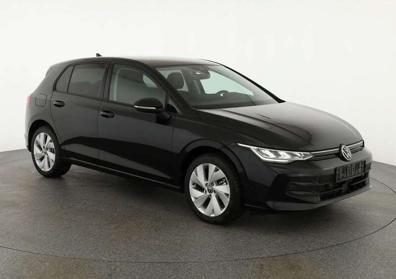Grenadillschwarz metallic Neu 2025 VW Golf VIII Life Limousine | 28.495 € (Guter Preis) - Bild 1/4