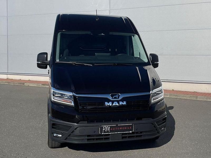Neu MAN TGE 177 PS (130 kW) 2026 Schwarz Van