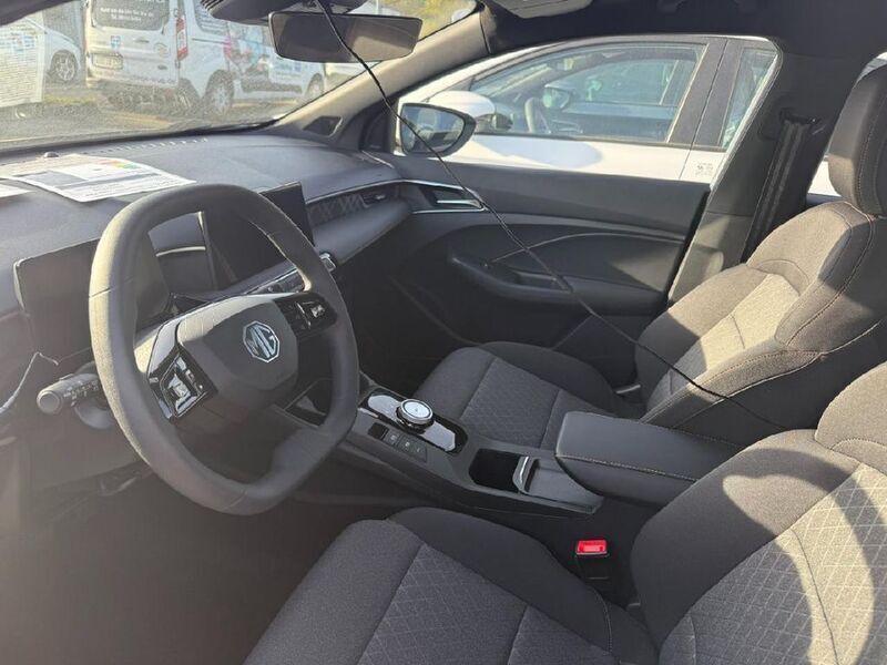 Gebraucht MG MG3 Comfort 102 PS (75 kW) 2024 Weiß Kleinwagen