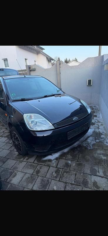 Gebraucht Ford Fiesta 69 PS (50 kW) 2005 Andere farben Kleinwagen