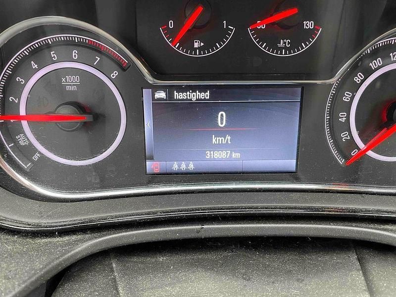 Gebraucht Opel Insignia 140 PS (102 kW) 2014 Schwarz Kombi