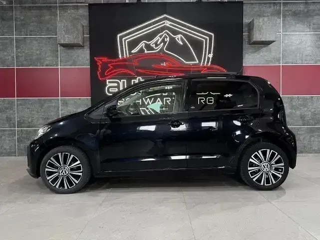 Second-hand VW up! Sound 90 CP (66 kW) 2018 Negru Hatchback