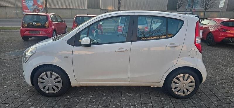 Gebraucht Suzuki Splash Club 65 PS (47 kW) 2009 Weiß Kleinwagen