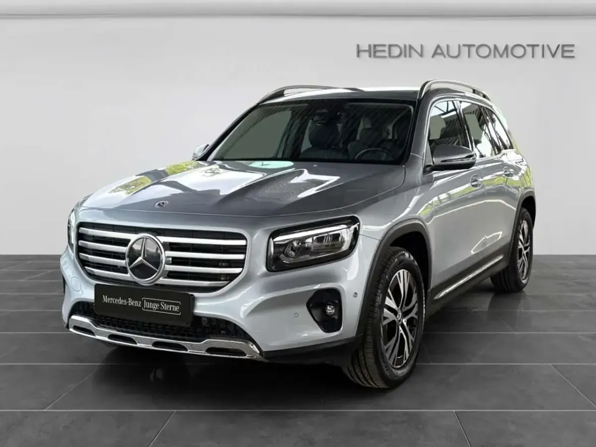 Gebraucht Mercedes GLB200 Progressive 150 PS (110 kW) 2025 Silber SUV
