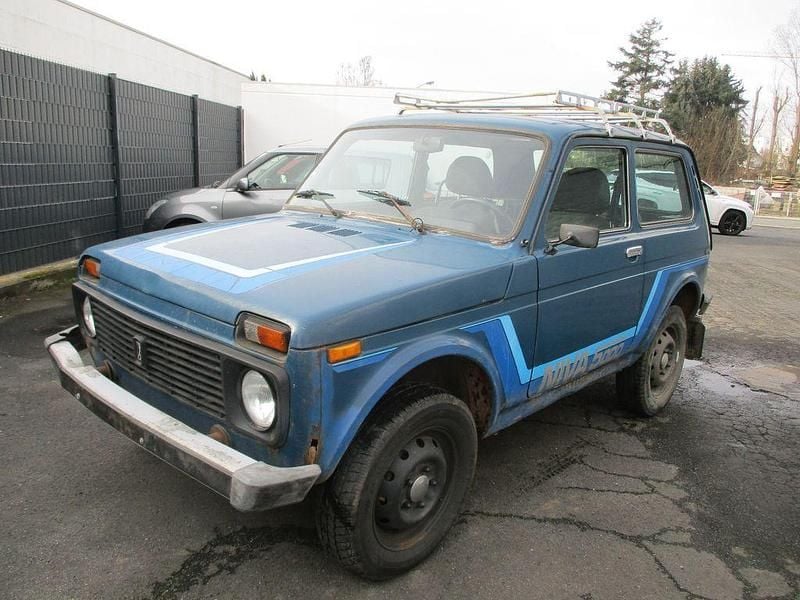 Blau Gebraucht 2002 Lada niva SUV | 1.600 € - Bild 1/4