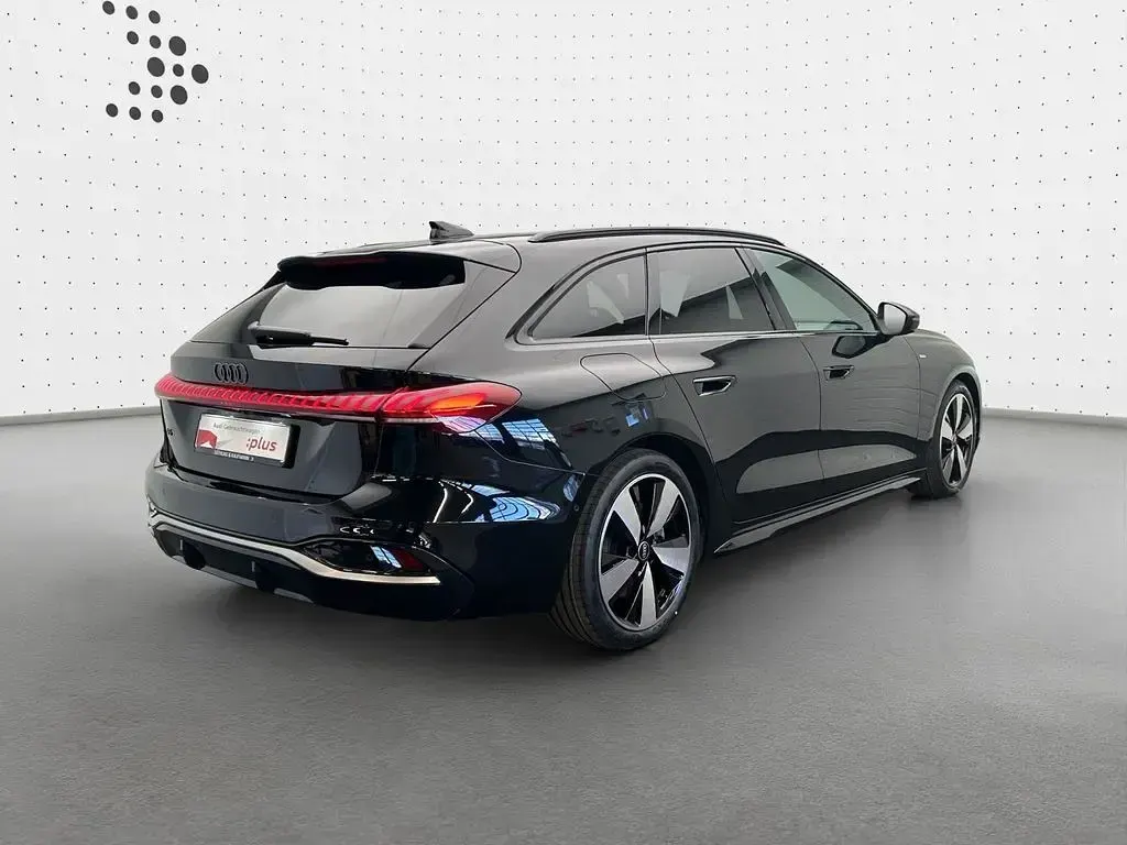 Gebraucht Audi A5 Edition .1 204 PS (150 kW) 2025 Mythosschwarz metallic Kombi