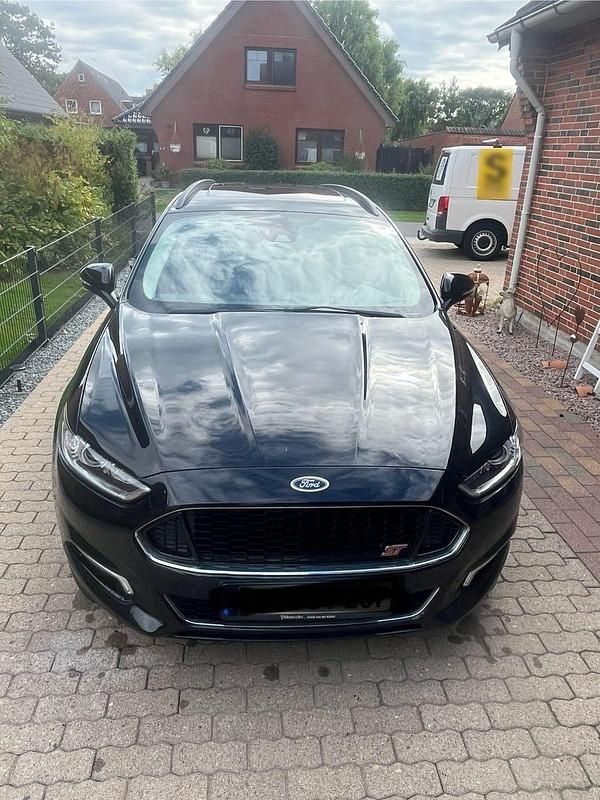 Gebraucht Ford Mondeo ST-Line 179 PS (131 kW) 2017 Schwarz Kombi